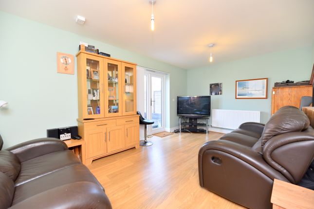 19 Parry Rise, Biggleswade photo 2