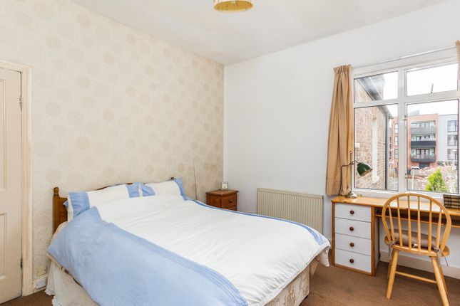 Terraced house for sale in Windmill Road, Ealing