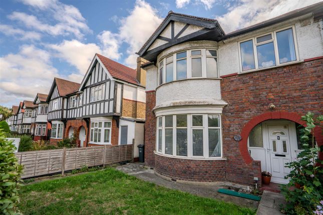 701, Great West Road, Isleworth photo 2