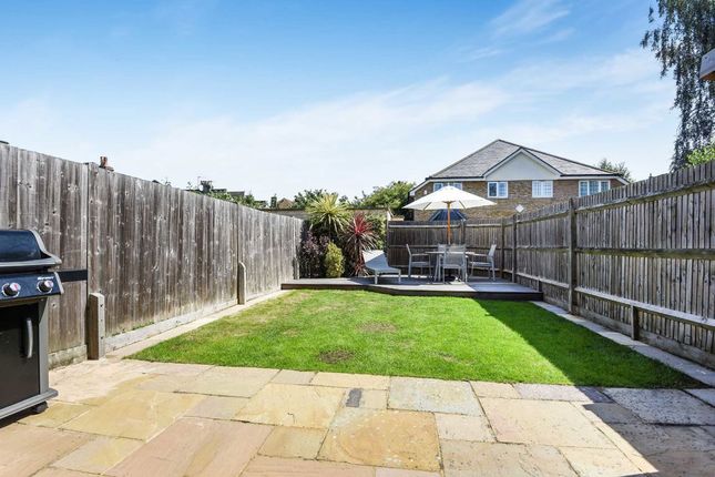 2, Orchard Mews, London photo 3