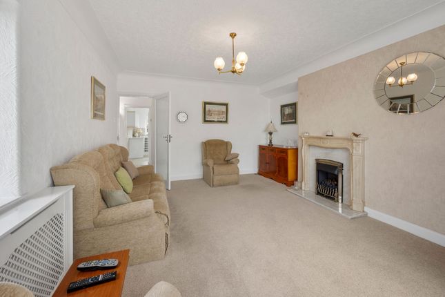 2 Oak Tree Road, St. Helens photo 4