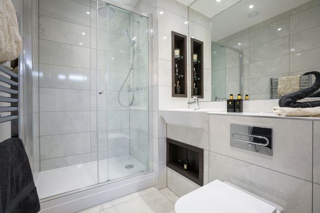 Flat for sale in Crossness Road, Barking