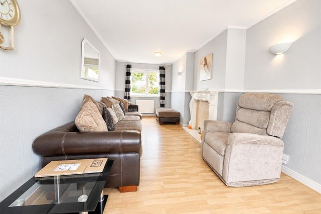 59, Rosebank Drive, Glasgow photo 2