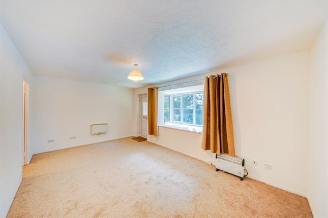 325, Knights Manor Way, Dartford photo 5