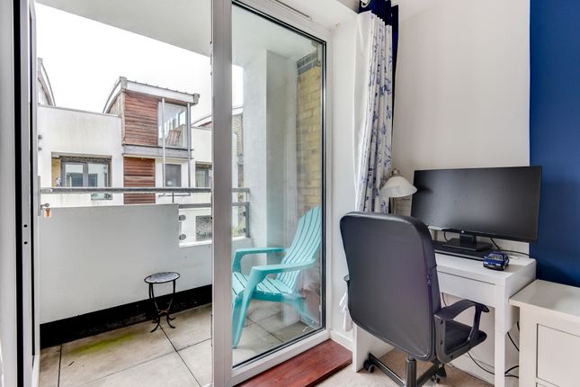 Terraced house for sale in Kingscote Way, Brighton