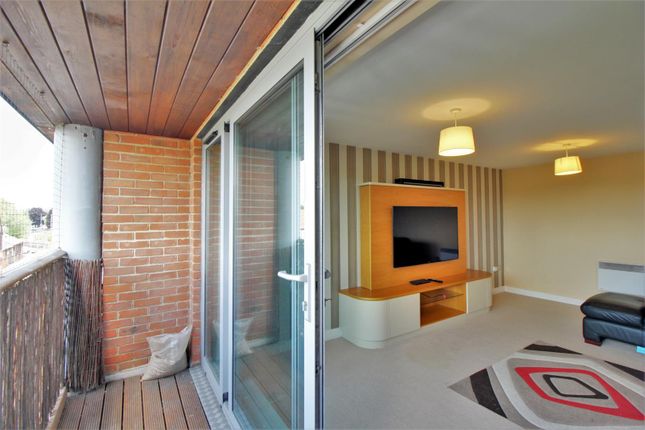 Flat for sale in North Point, Gloucester Docks