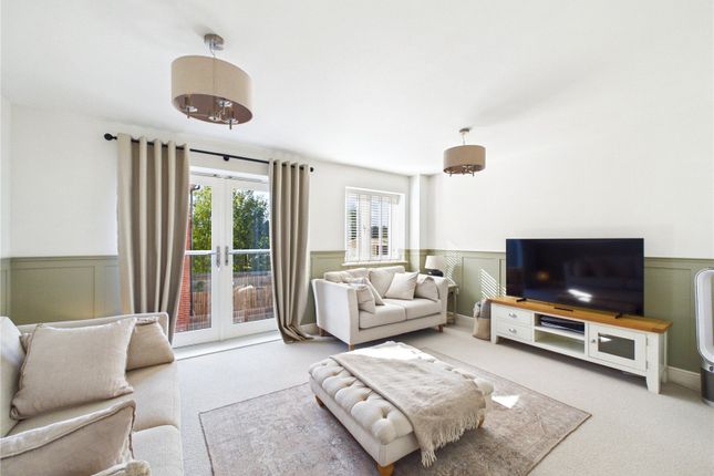 14, Deben Meadows, Woodbridge photo 3