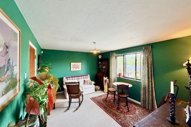 36, Broom Park, Plymouth photo 2