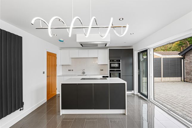 80, Tyn Y Bonau Road, Swansea photo 3