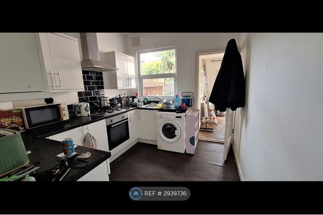 Carisbrooke Road, Westcliff-On-Sea photo 2