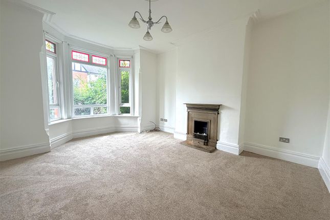 3, Abbotsford Grove, Altrincham photo 2