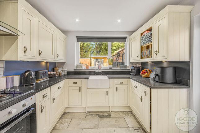 12, Marlow Drive, Handforth photo 2
