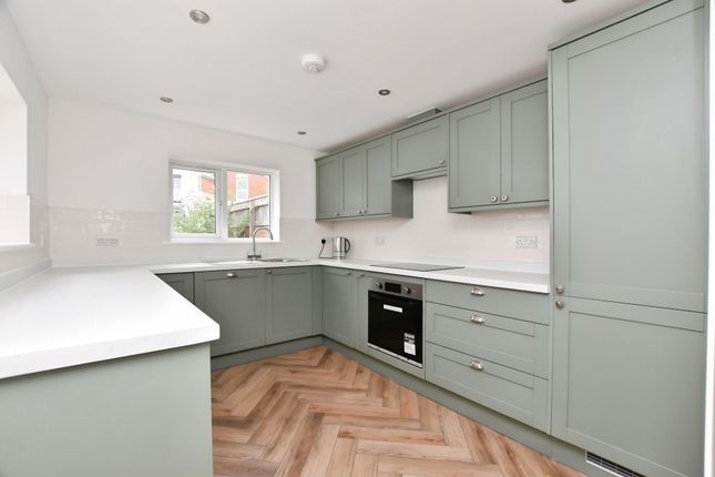 29, Waverley Road, Devon photo 3