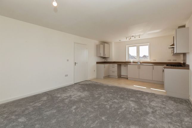 79, Arnold Way, Wantage photo 3