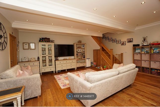 Thumbnail Terraced house to rent in Seven Sisters Road, London
