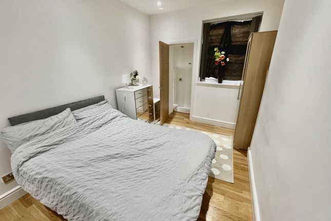 Flat to rent in West Bute Street, Cardiff