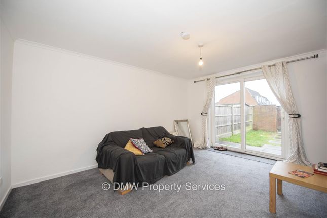 17, Syderstone Walk, Nottingham photo 4