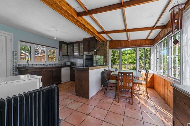 The Bungalow, Nayland Road, Colchester photo 3