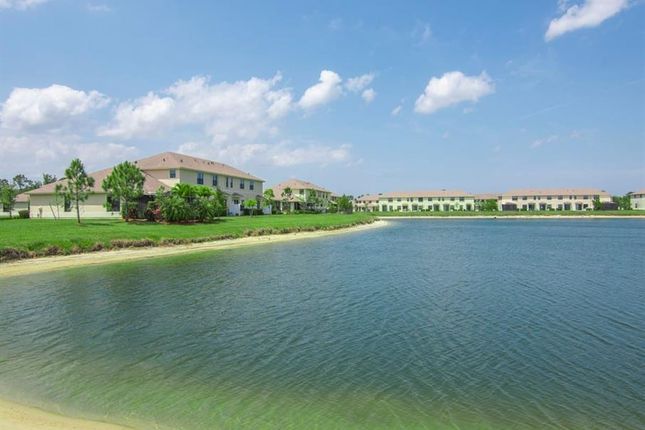Town house for sale in 10074 W Villa Circle, Vero Beach, Florida, United States Of America