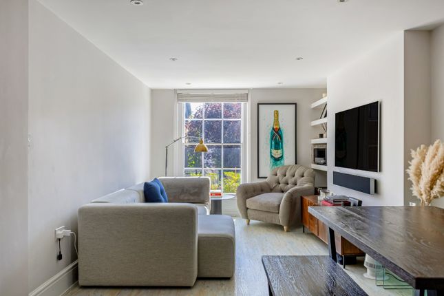 Flat 2,, Parmenter House, Winchester photo 3