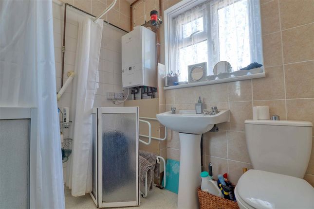 26, The Close, Jaywick photo 5