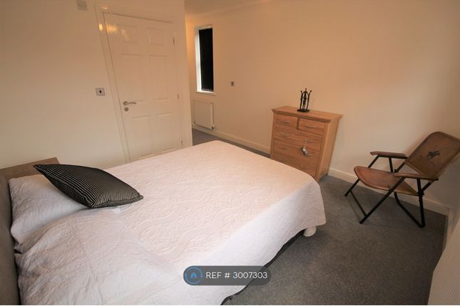 Apartment, Green Lane, Mossley Hill, Liverpool photo 3