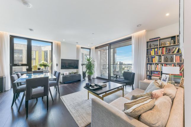 Flat for sale in Madeira Tower, The Residence, Nine Elms, London
