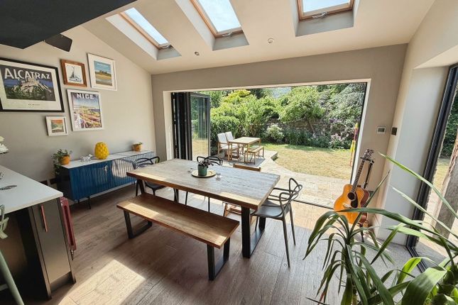 32, Moorhead Terrace, Shipley photo 2