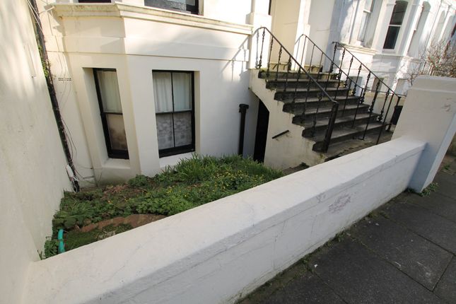 Flat for sale in Connaught Road, Hove, East Sussex