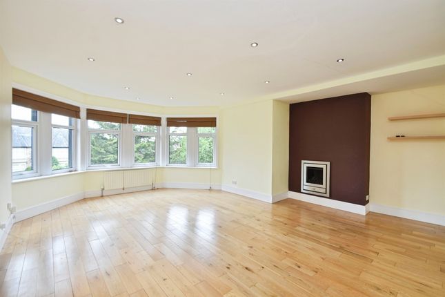 Flat 3, Munstead House, 11, Rutland Road, HARROGATE photo 2