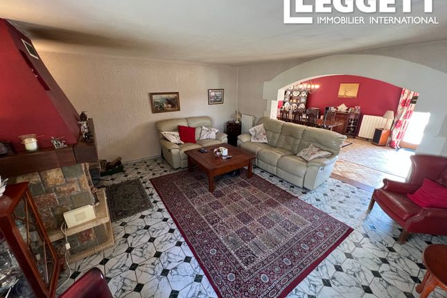 Villa for sale in Chillac, Charente, Nouvelle-Aquitaine