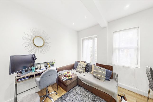 Thumbnail Flat for sale in Rucklidge Avenue, Willesden Junction, London
