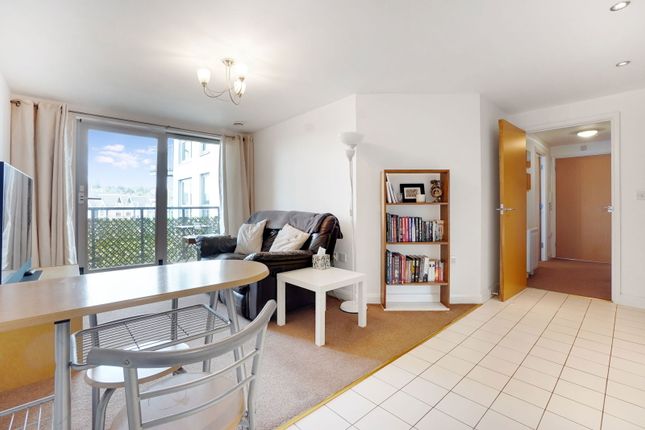 1-bed flat on 81, McKenzie Court, Maidstone, £1,200/mo