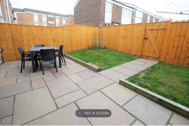 Palmerston Court, Thornaby, Stockton-On-Tees photo 2