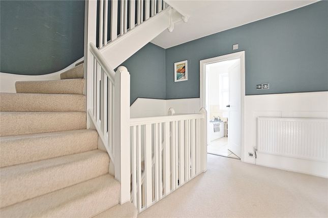 End terrace house for sale in Park Avenue North, Northampton