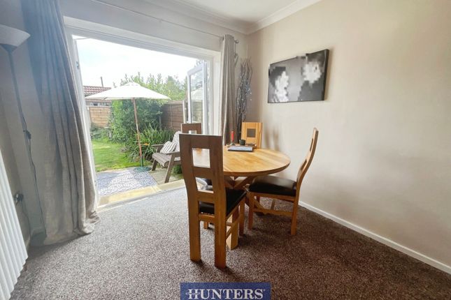 4, High Bank Avenue, Stalybridge photo 5