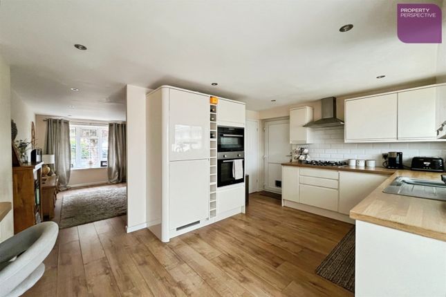 10, Cresswell Close, Callands, Warrington photo 5