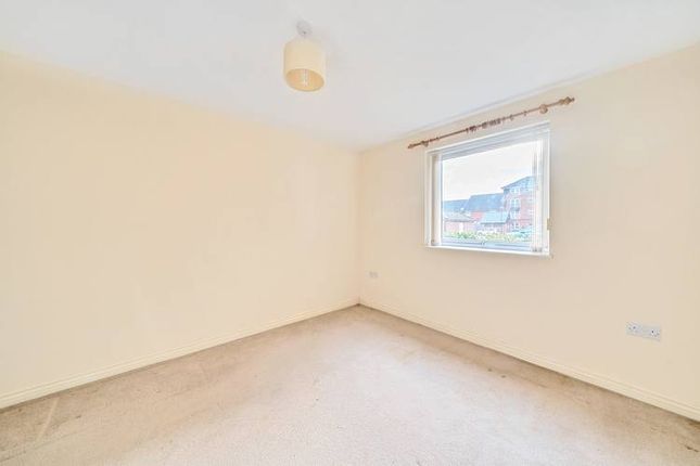 Flat for sale in Yersin Court, Swindon, Wiltshire