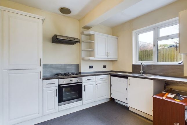 Thumbnail Flat to rent in St. Leonards Road, Hove