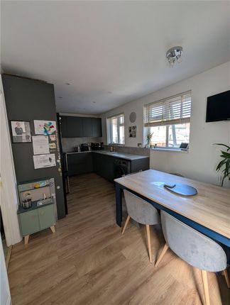 26, Fisher Avenue, Gloucestershire photo 5