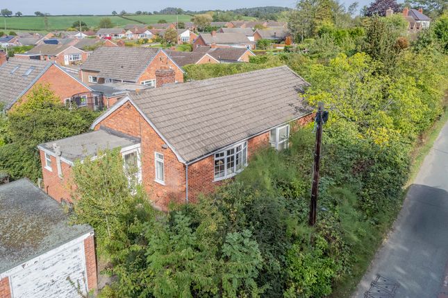 2-bed bungalow on Ellesmere, Preston Gubbals Road, Shrewsbury, £120,000