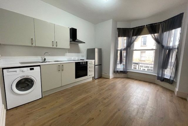 Flat 3 The Grange,, Temple Street, Powys photo 2