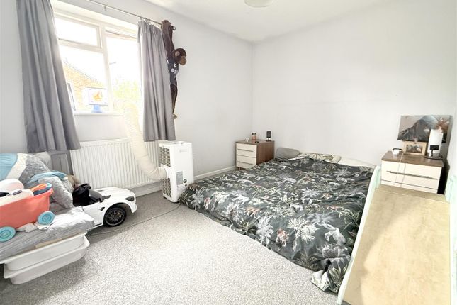 2, Broadleigh Close, West Bridgford photo 4
