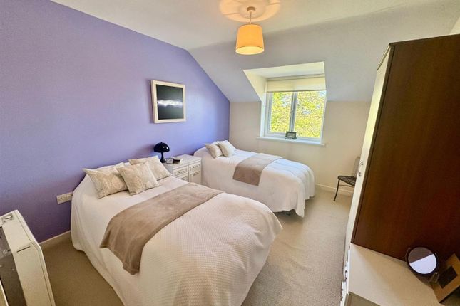 25 Charles William Apartments, North Leas Avenue, Scarborough photo 4