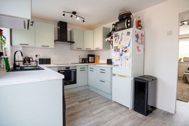 47 Medway Drive, Wellingborough photo 4