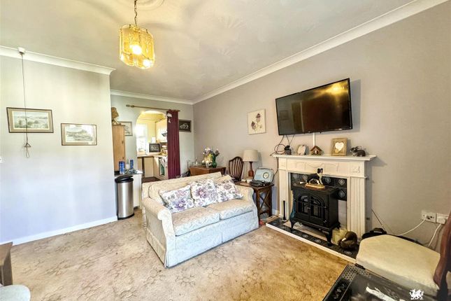 Flat 8, Cawdor Court, Spring Gardens, Narberth photo 4