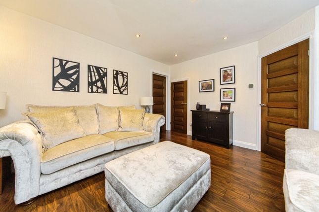 18, Brampton Drive, Merseyside photo 4