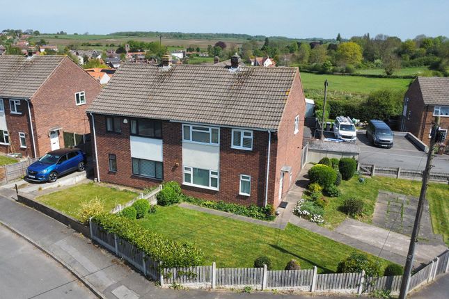 3-bed semi-detached on 39 Cromwell Crescent, Nottingham, £250,000