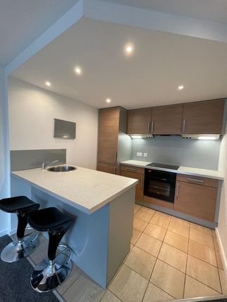 Flat to rent in Trinity One, East Street