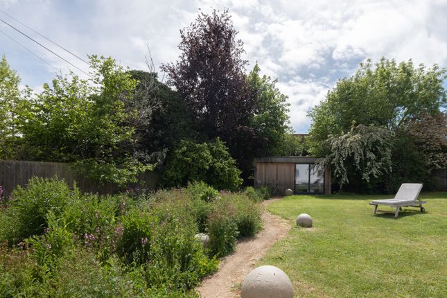 The Farmhouse, Bragbury End, Stevenage photo 3